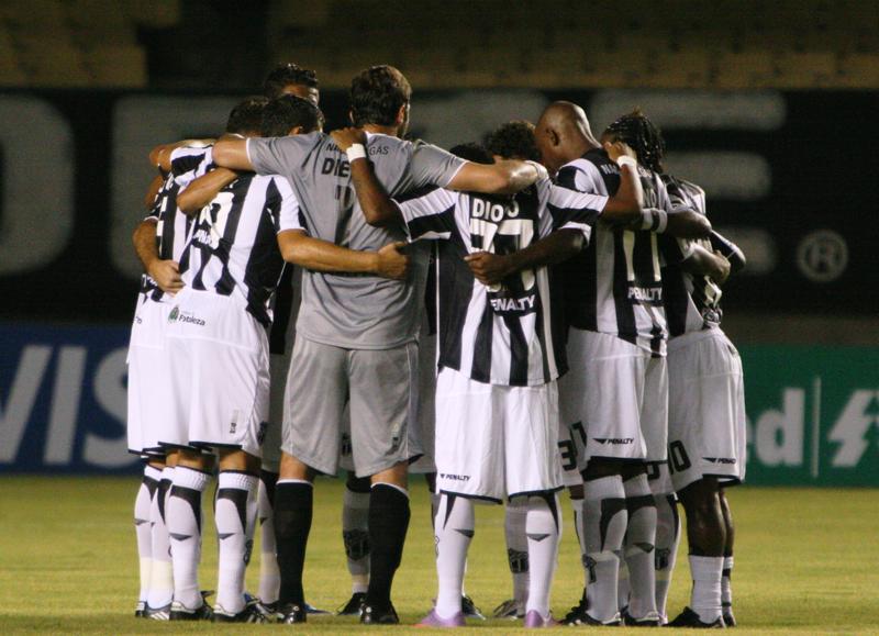 [01] Ceará 1 x 0 Fluminense (09/05/2010)