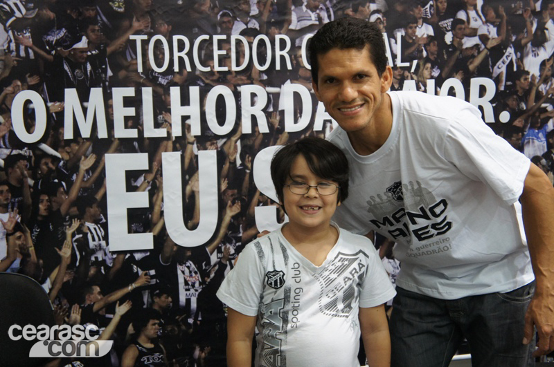 [15-09] Magno Alves recebe torcedores na Loja Oficial - 4