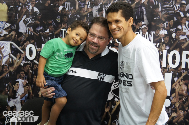[15-09] Magno Alves recebe torcedores na Loja Oficial2 - 9