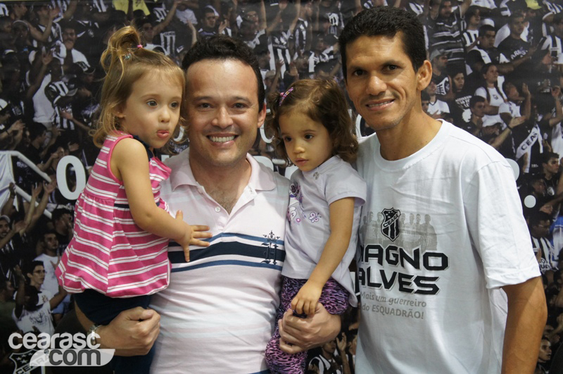 [15-09] Magno Alves recebe torcedores na Loja Oficial2 - 13