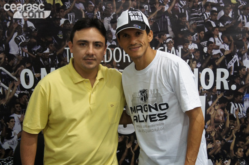 [15-09] Magno Alves recebe torcedores na Loja Oficial2 - 18