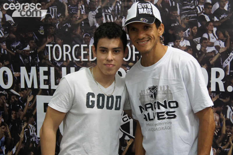 [15-09] Magno Alves recebe torcedores na Loja Oficial - 18