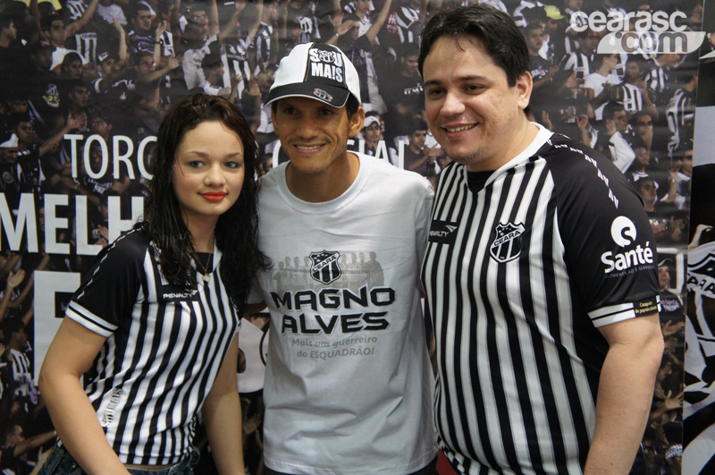 [15-09] Magno Alves recebe torcedores na Loja Oficial3 - 22
