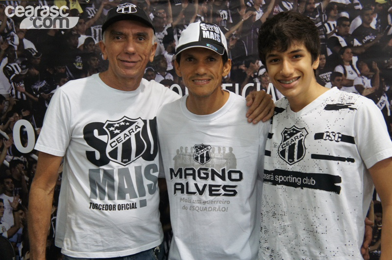 [15-09] Magno Alves recebe torcedores na Loja Oficial4 - 2