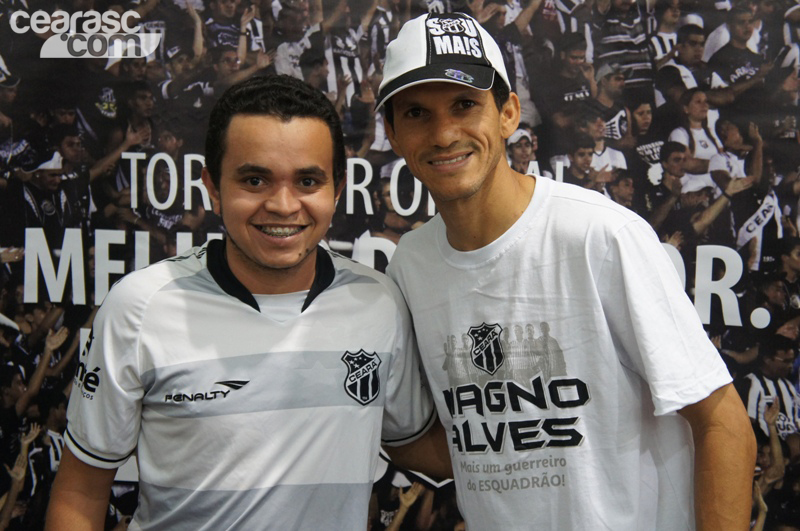 [15-09] Magno Alves recebe torcedores na Loja Oficial4 - 7