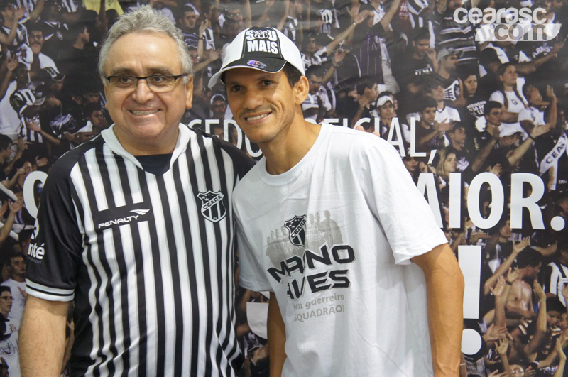 [15-09] Magno Alves recebe torcedores na Loja Oficial5 - 1