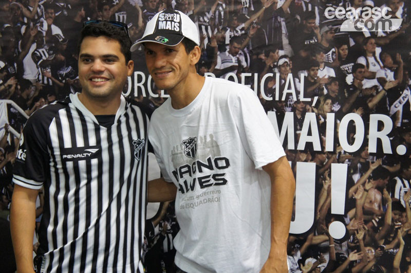 [15-09] Magno Alves recebe torcedores na Loja Oficial5 - 3