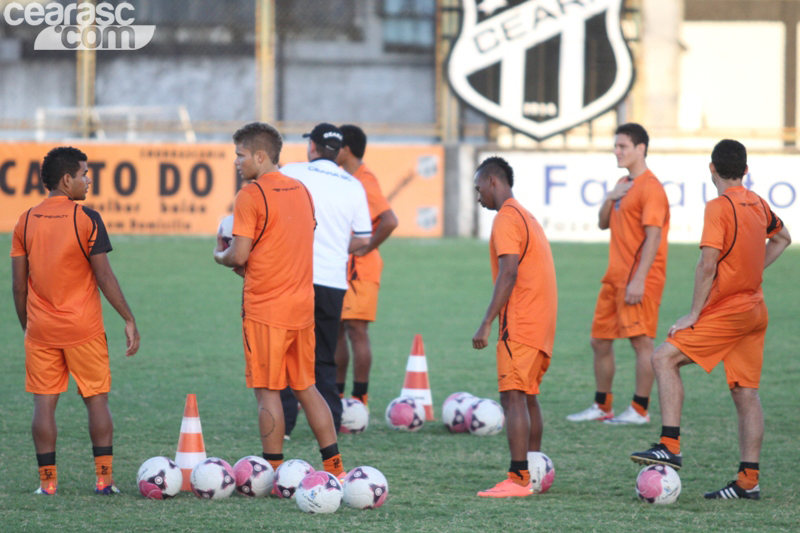 [04-05] Treino Técnico e Tático - 15