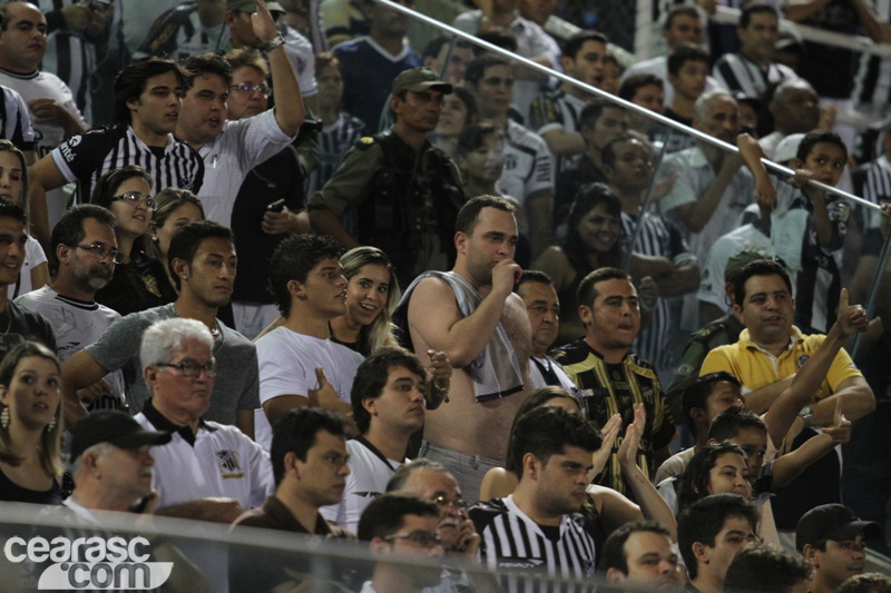 [06-07] Ceara 2 x 2 Criciuma - TORCIDA - 15