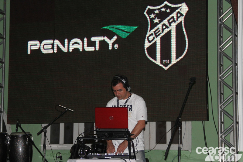 [02-06] Lançamento do Uniforme Penalty 2012 - 9