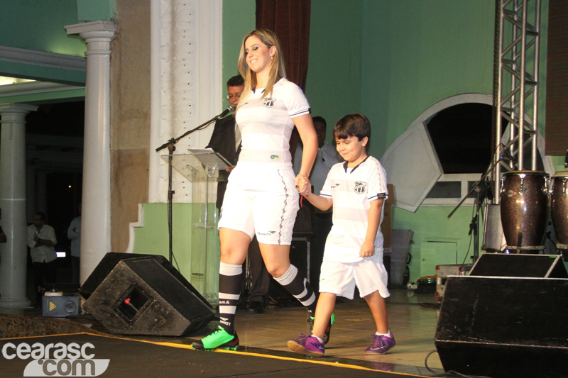 [02-06] Lançamento do Uniforme Penalty 2012 - 11