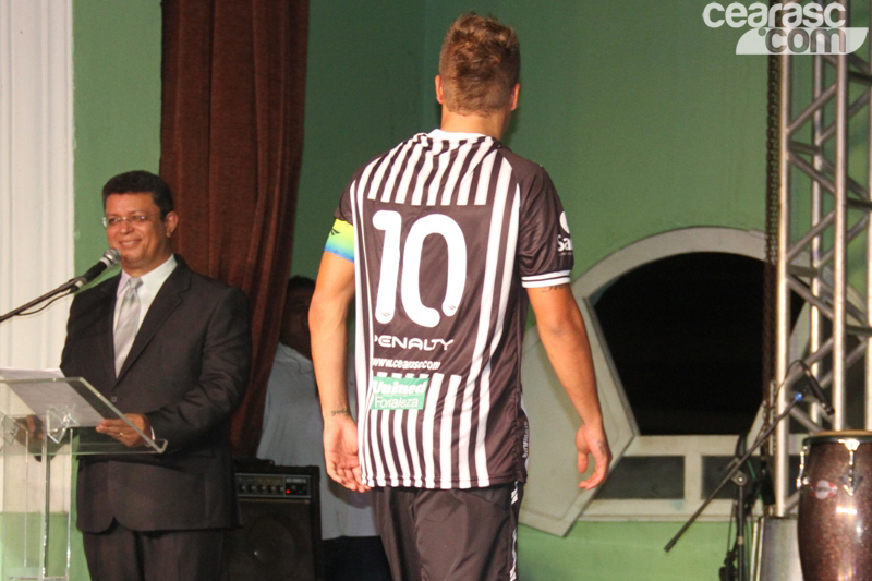 [02-06] Lançamento do Uniforme Penalty 2012 - 14