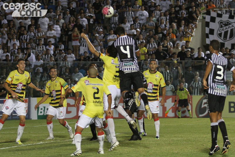 [24-08] Ceará 1 x 3 Vitória - 13