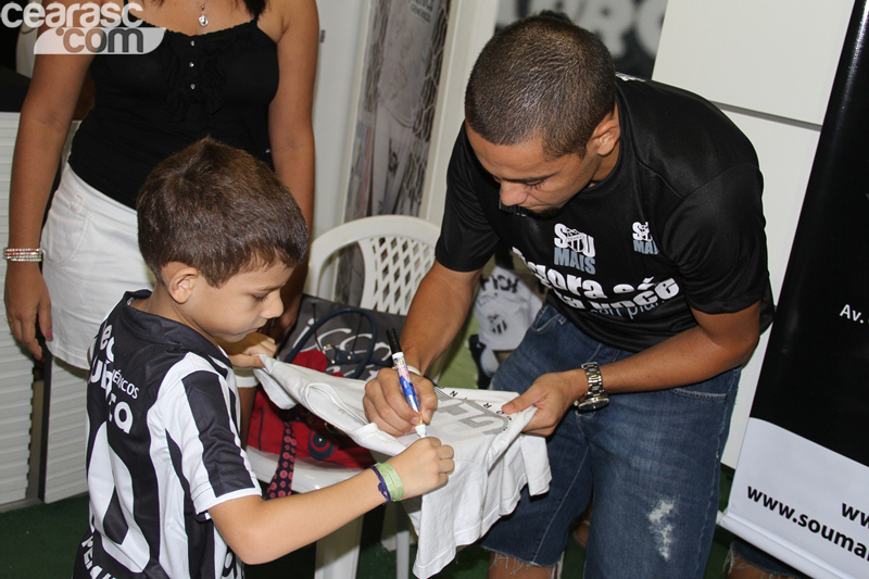 [13-04] Felipe Azevedo e Everton na loja oficial - 9