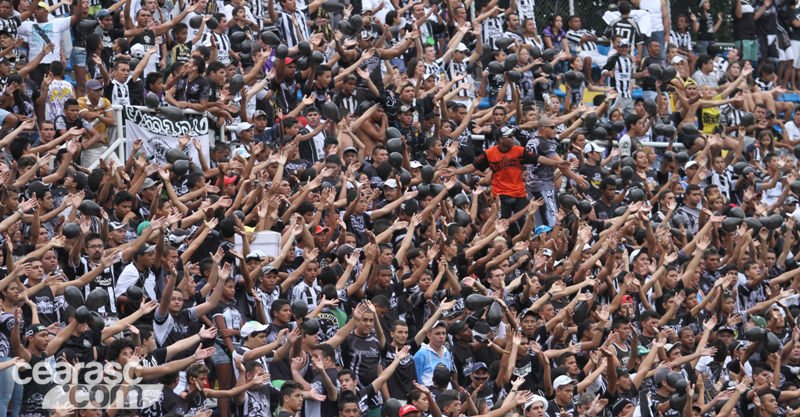 [15-04] Tiradentes 1 x 3 Ceará - TORCIDA - 9