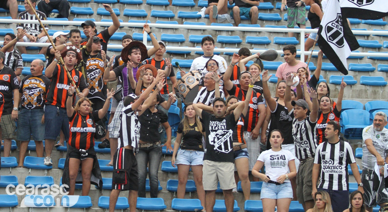 [15-04] Tiradentes 1 x 3 Ceará - TORCIDA - 13