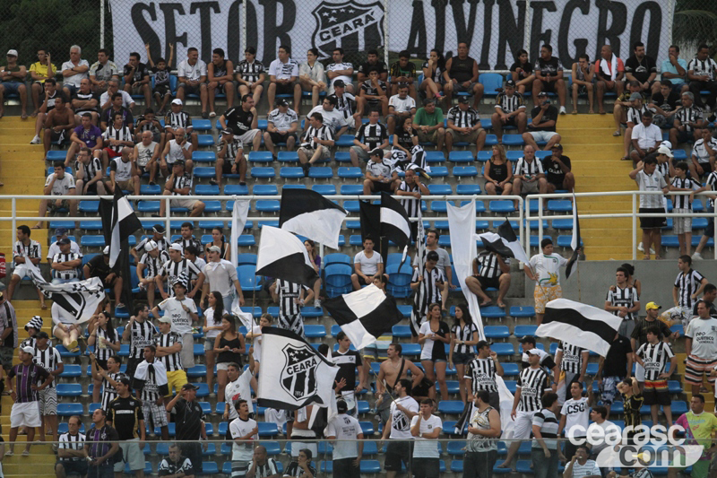 [15-04] Tiradentes 1 x 3 Ceará - TORCIDA - 15