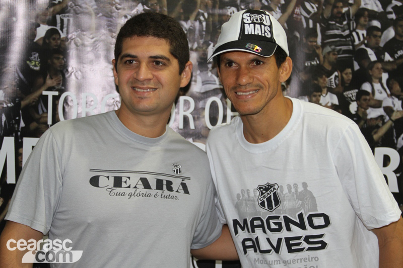 [15-09] Magno Alves recebe torcedores na Loja Oficial5 - 16