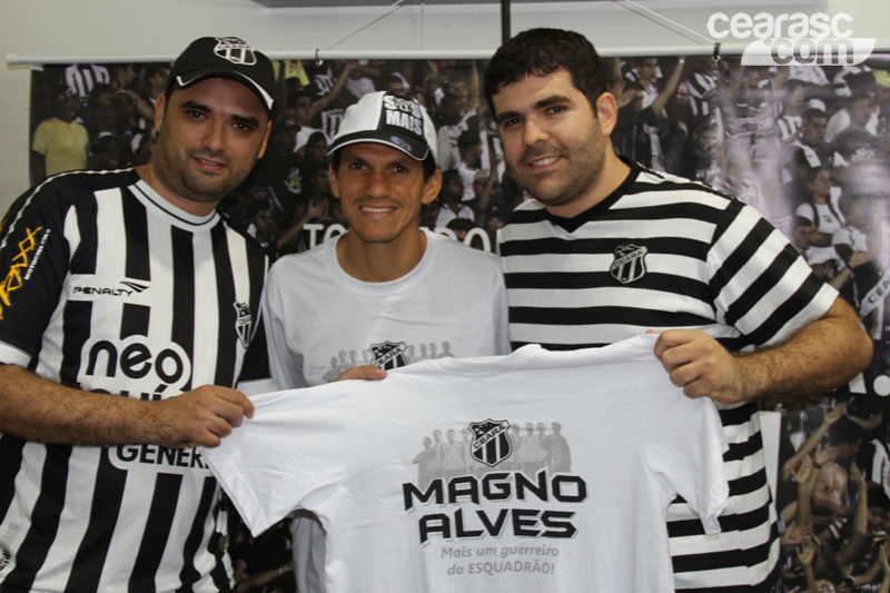 [15-09] Magno Alves recebe torcedores na Loja Oficial5 - 23