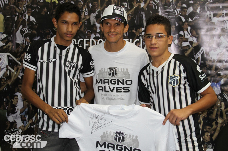 [15-09] Magno Alves recebe torcedores na Loja Oficial5 - 24