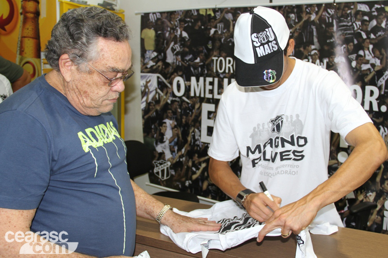 [15-09] Magno Alves recebe torcedores na Loja Oficial5 - 25