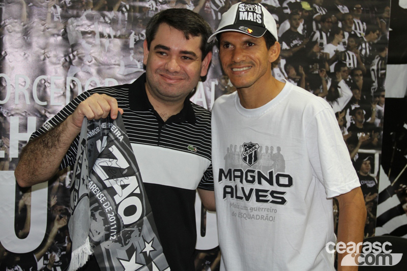 [15-09] Magno Alves recebe torcedores na Loja Oficial5 - 31