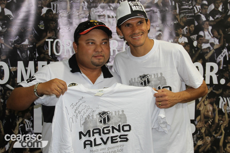 [15-09] Magno Alves recebe torcedores na Loja Oficial2 - 27