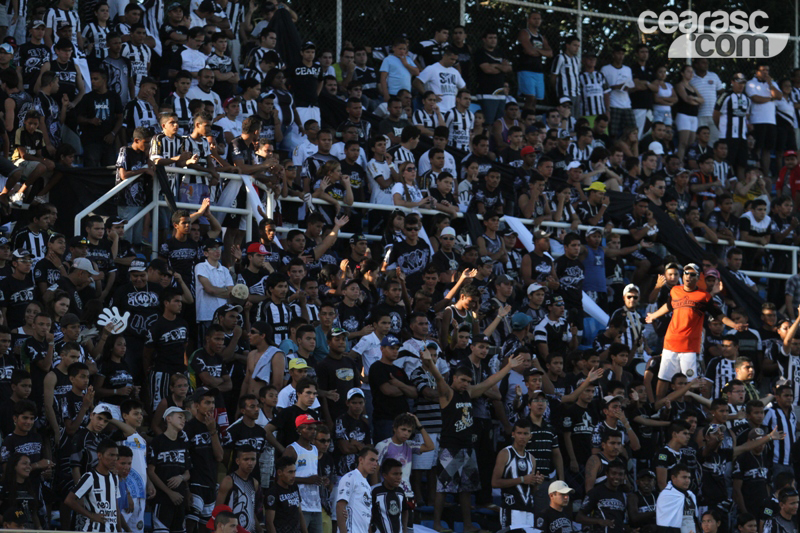 [22-04] Tiradentes 0 x 2 Ceará - TORCIDA - 15