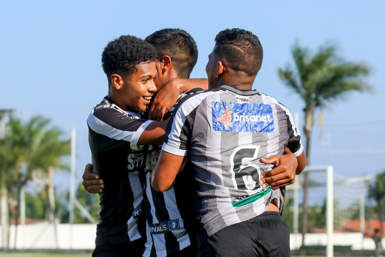 Sub-17: Ceará goleia PFC/MABV pela Copa Seromo e assume liderança