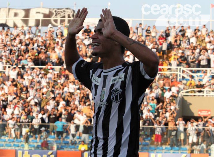 Lateral-esquerdo Egídio marcou seu primeiro gol pelo Ceará