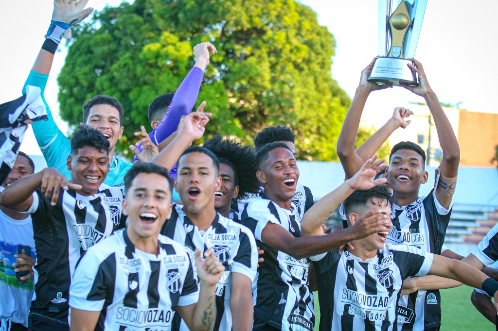 Sub-17: Com vitória nos pênaltis diante do rival, Ceará conquista o torneio de desenvolvimento da FCF