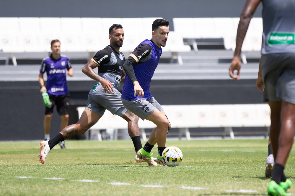 Ceará se reapresenta e faz o primeiro treino para o jogo contra o Atlético/GO