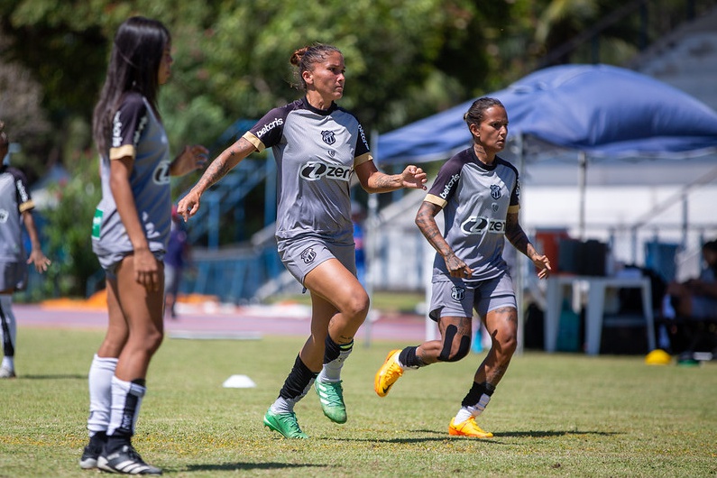 Fut. Feminino: Na véspera da viagem para Curitiba, Ceará faz último treino em casa para a ida da final do Brasileiro A2