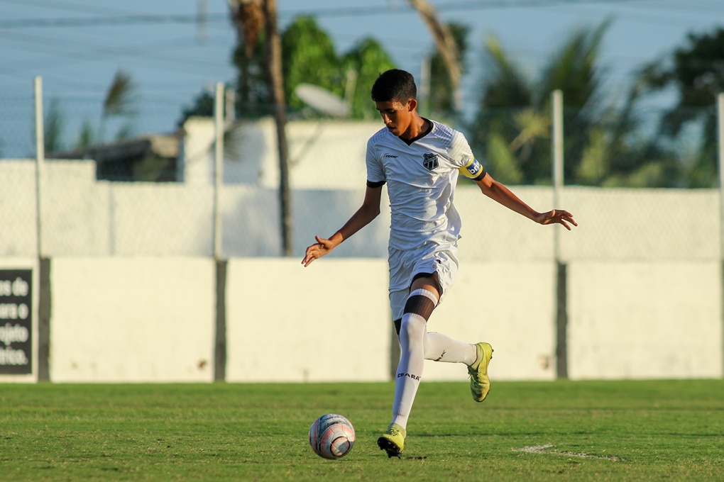 Conheça Rhuan Pedro, zagueiro do Ceará convocado para a Seleção Brasileira Sub-15