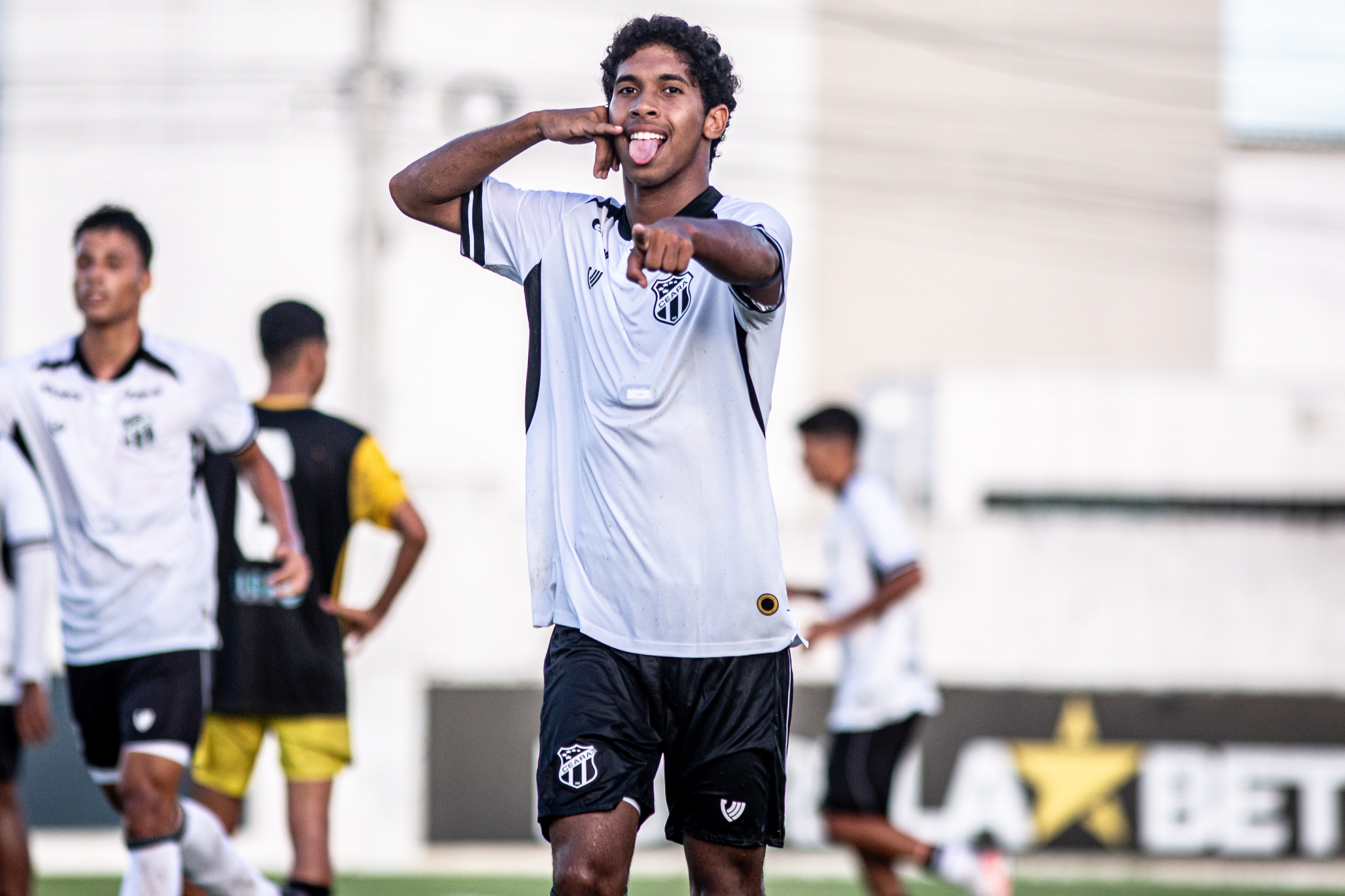 Sub-17: Ceará goleia o Aliança/CE por 4 a 1 e segue com 100% no Campeonato Cearense