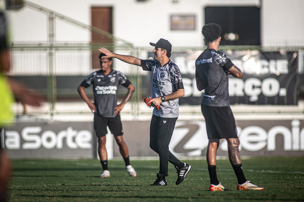 Ceará fecha preparação para encarar o Botafogo/SP com treino apronto