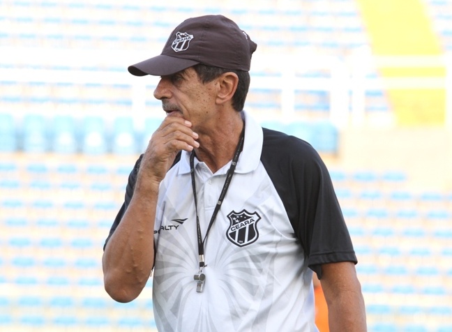 Dimas Filgueiras: “Quero um time equilibrado contra o Cruzeiro”