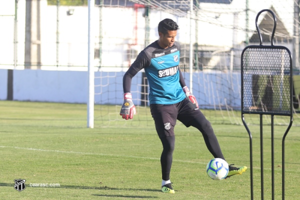 Ceará se reapresenta em Porangabuçu com foco total no jogo contra o Santos