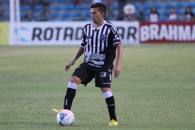 Em jogo disputado¸ Ceará perde para o Icasa por 2 x 0
