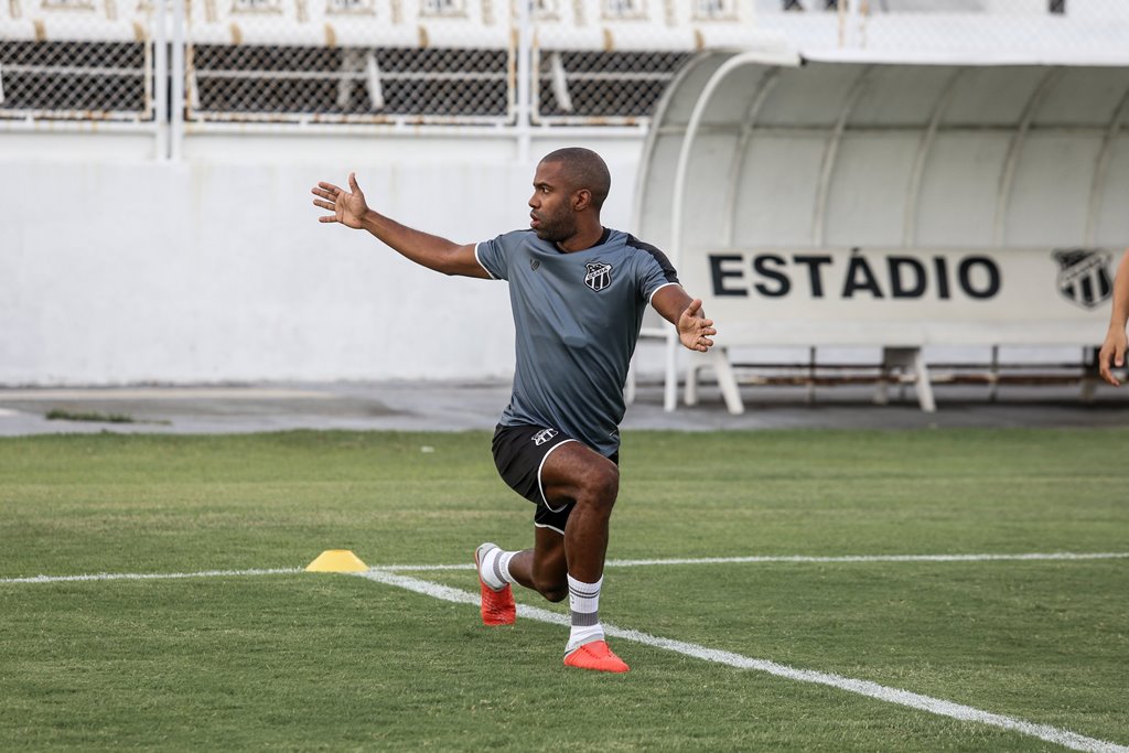 Com treino no Vovozão, Ceará encerra primeira semana de trabalhos da pré-temporada 2020