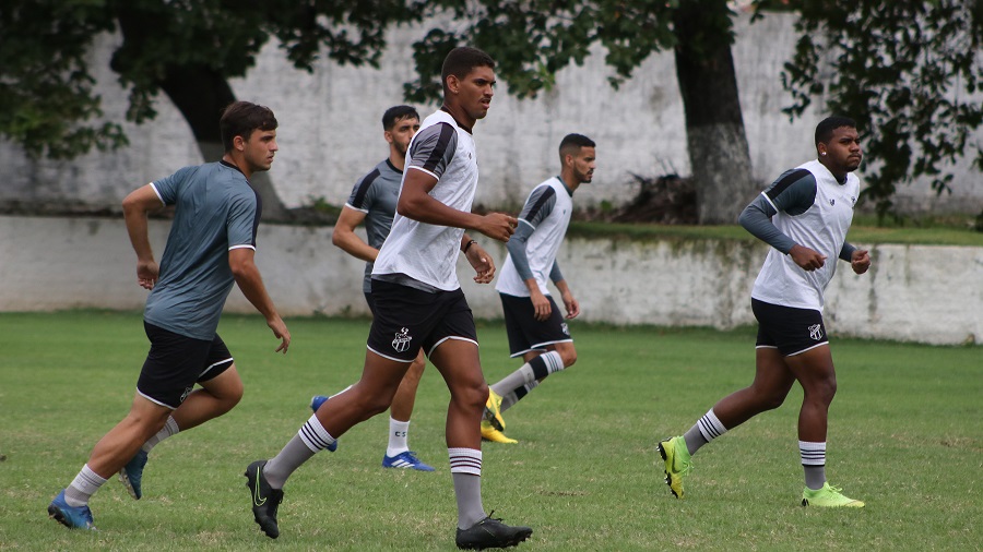 Ceará realiza penúltimo treino antes da final do Brasileiro de Aspirantes