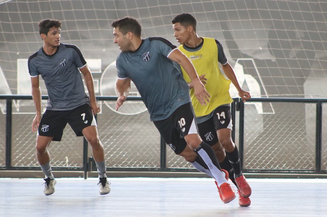 Futsal: No Ginásio Vozão, elenco do futsal adulto realizou treino tático visando a semifinal do estadual