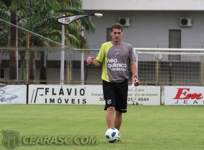 Mancini aposta na força do grupo para vencer o Flamengo