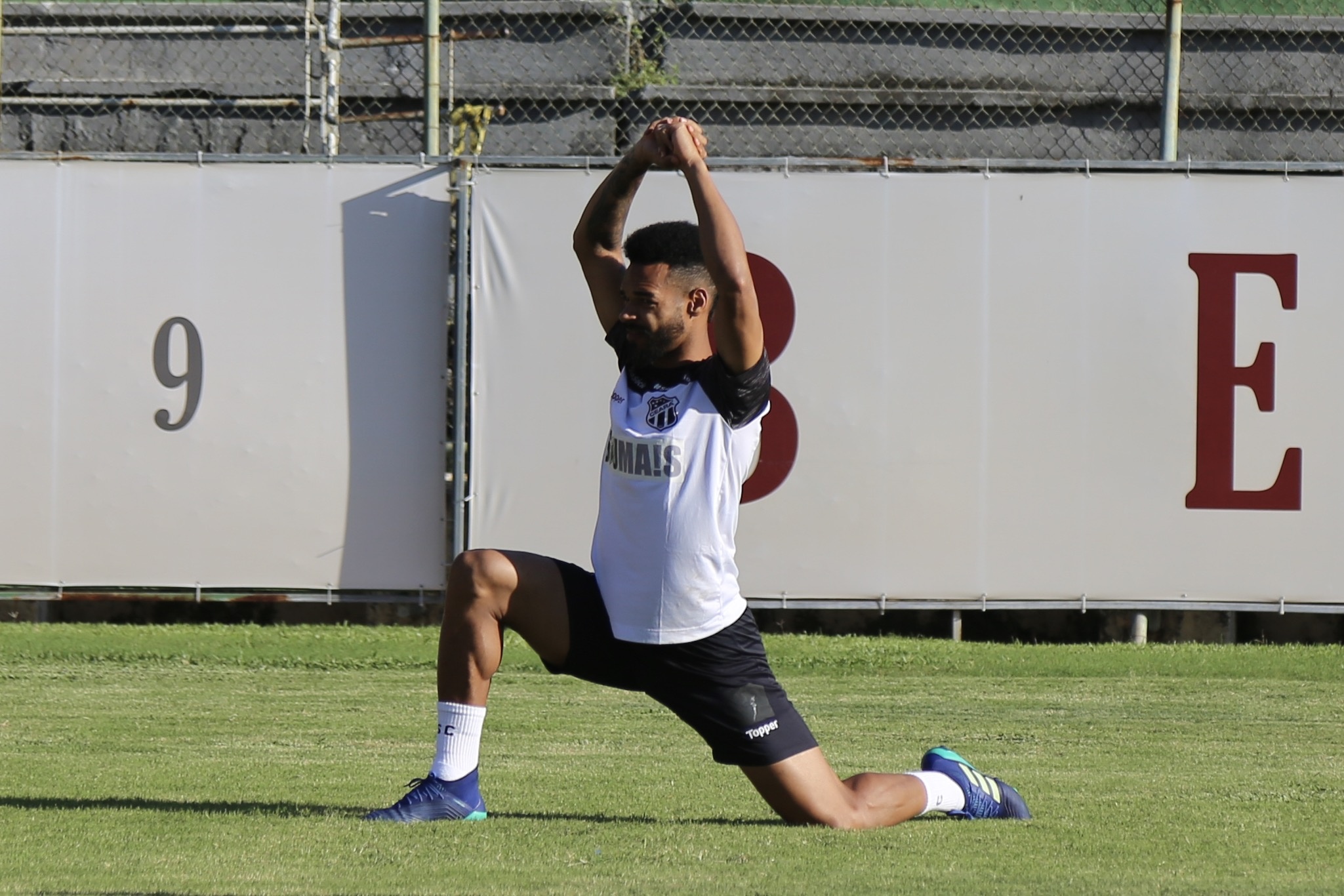 Nas Laranjeiras, Ceará realiza treino apronto para partida contra o Flamengo