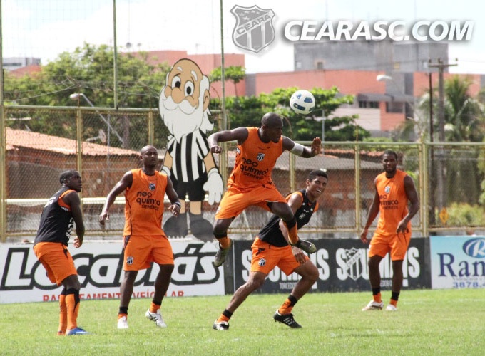 Alvinegros encerram preparação para duelo contra o São Paulo