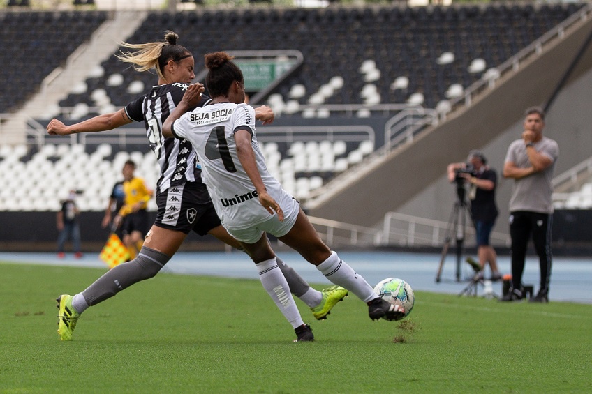 Fut Feminino: Ceará luta até o final, mas sofre revés para o Botafogo/RJ no jogo de ida das quartas de final