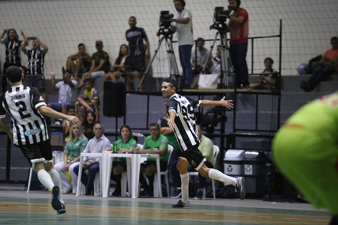 Futsal Adulto: Ceará vence o BNB Clube por 5 a 4 e abre vantagem na quartas-de-final do Campeonato Cearense