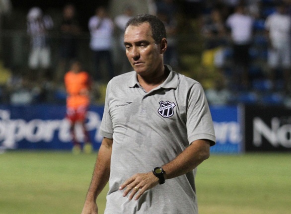 PC Gusmão prevê jogo difícil, contra o Goiás, mas mantém a confiança
