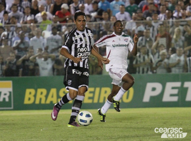 Na estreia de Dimas Filgueiras, Ceará perde para o Fluminense