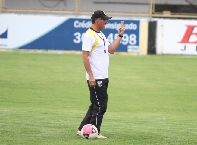 Confiante, técnico PC Gusmão acredita em um Ceará mais “ligado”